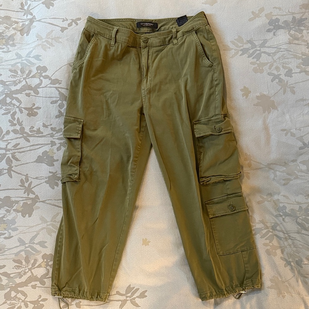 Liverpool Olive Cropped Cargo Pants